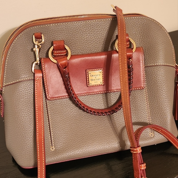 Dooney & Bourke Handbags - Dooney & Bourke bag